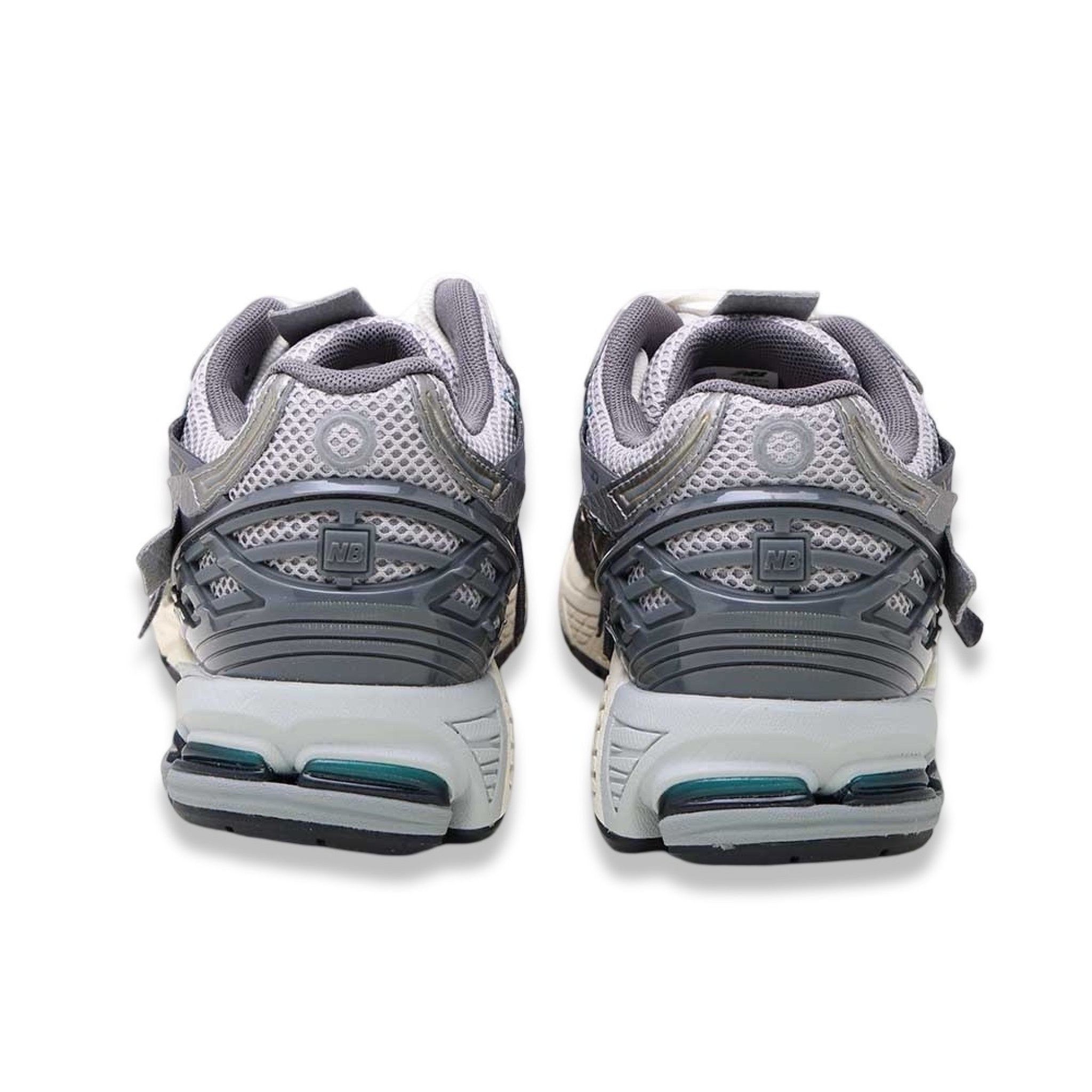 New Balance U19066u8