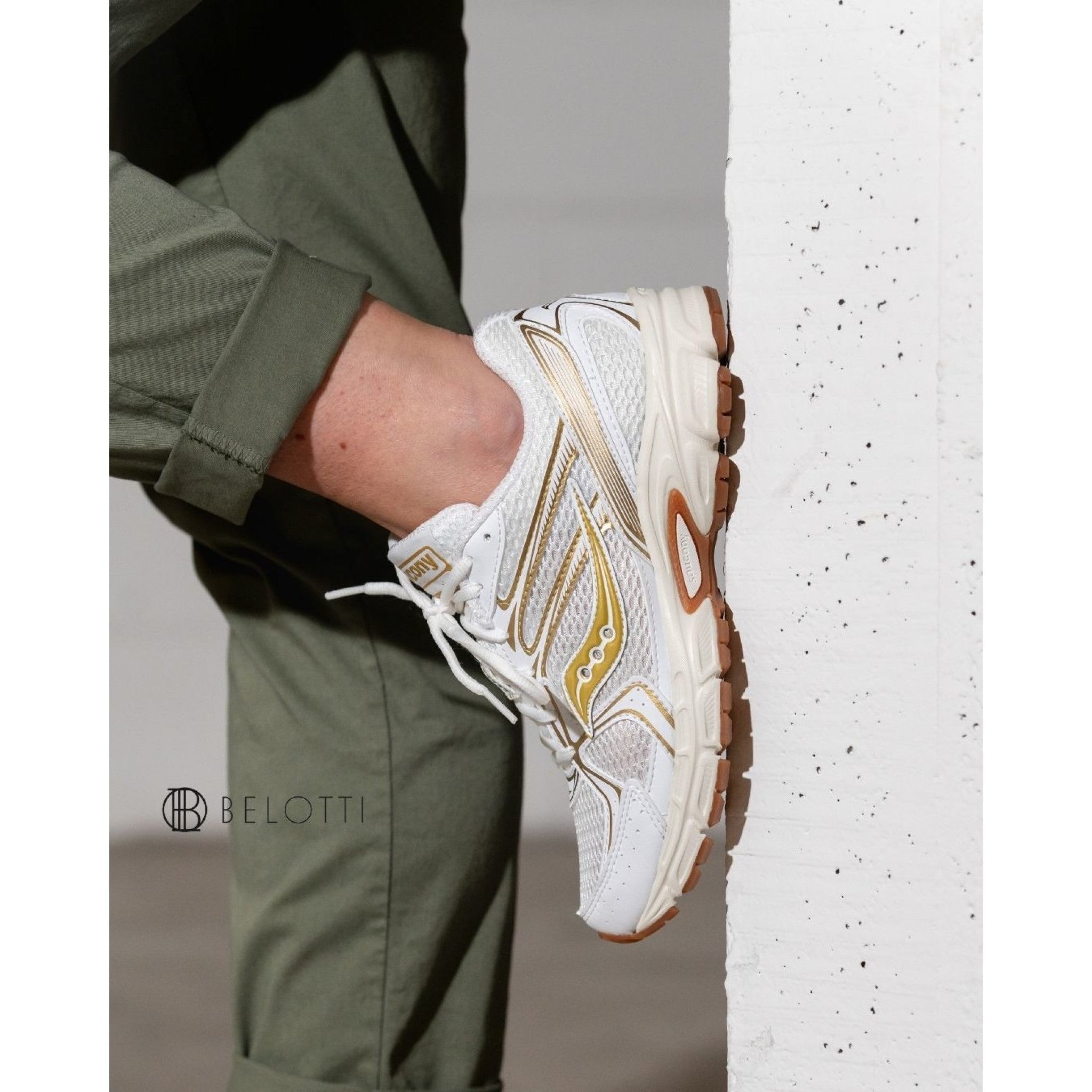 Saucony ride millennium white bronze